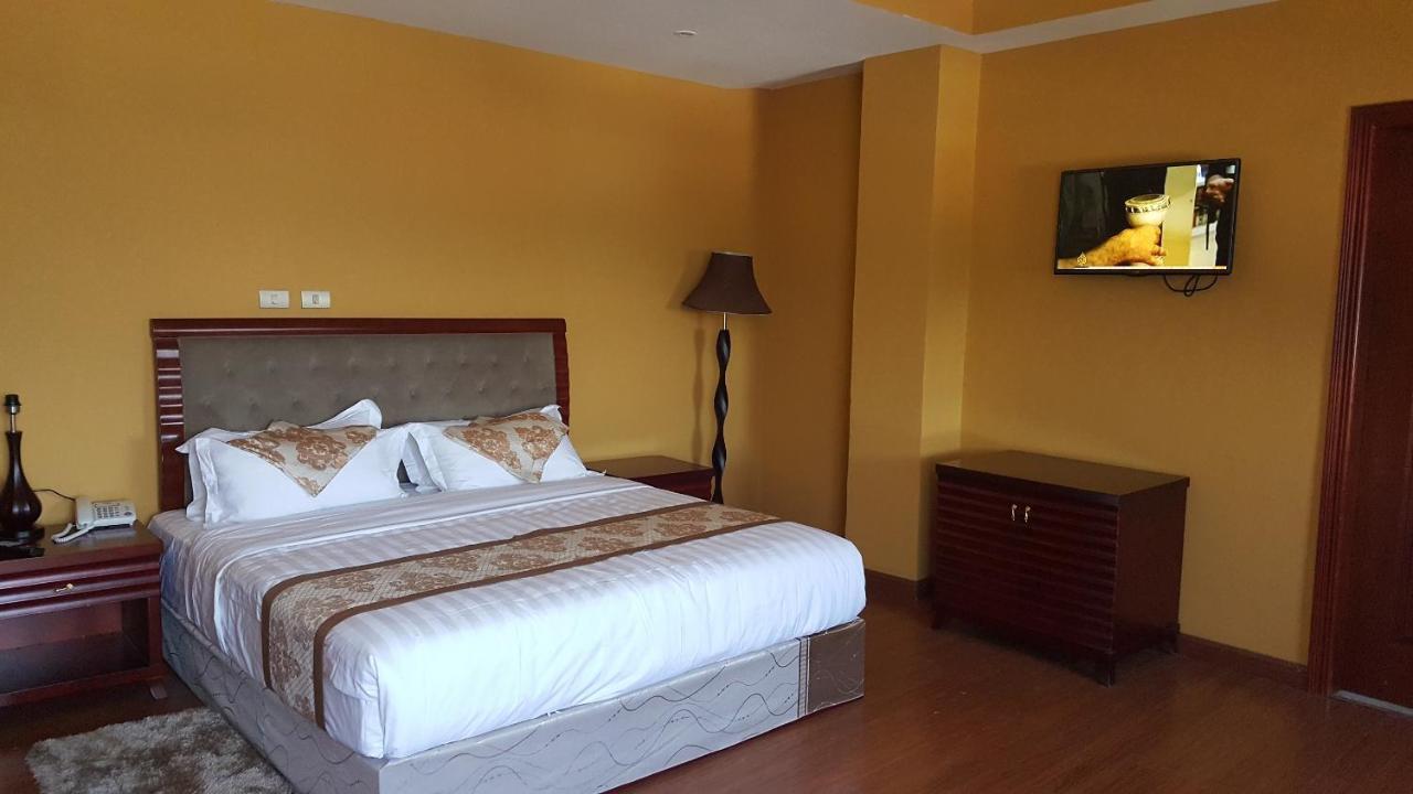 Blue Nest Hotel Addis Ababa Ngoại thất bức ảnh