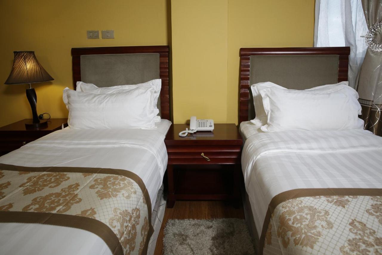 Blue Nest Hotel Addis Ababa Ngoại thất bức ảnh